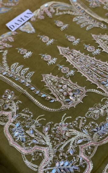 Freeshia Hazel Wedding Festive Pakistani Mehndi Dress 5 Suffuse Freeshia Hazel 04 Mehndi Dress 3